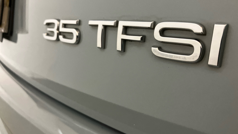 Audi Q2 35 TFSI S Line 5dr Petrol Estate